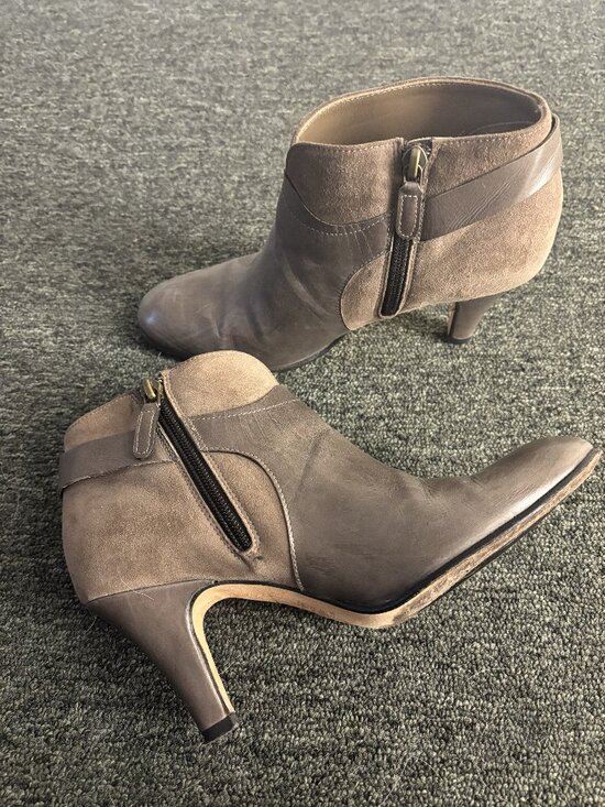 Anyi Lu, Handmade Italian Boots, Size 38 - Picture 2 of 5